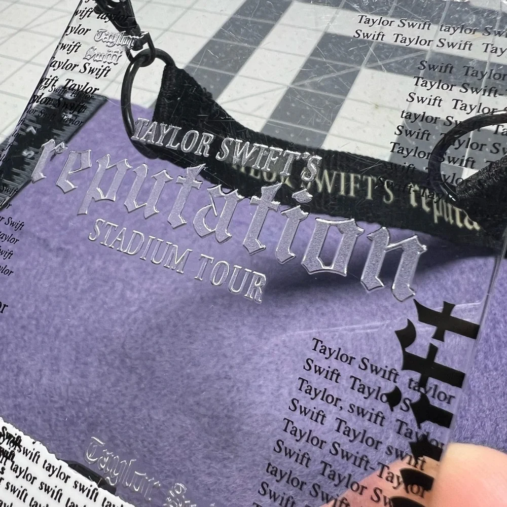 Taylor Swift reputation stadium tour lanyard - Picture 5 of 7
